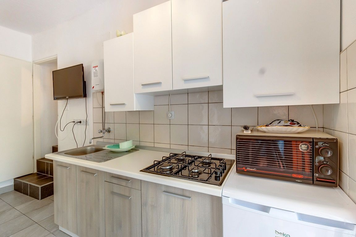 Apartments IVNA 64438-A1