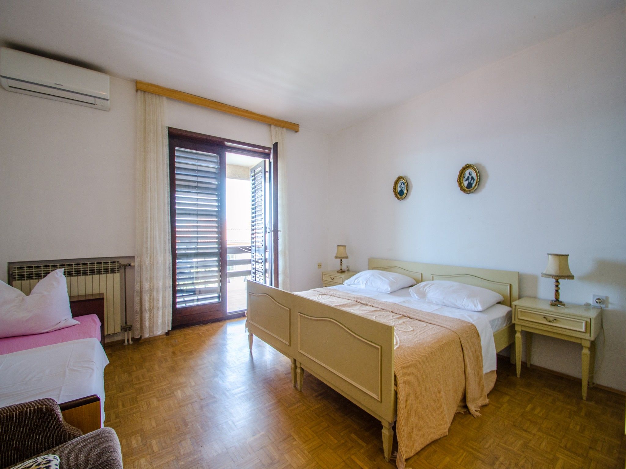Apartments DESA 62794-A4
