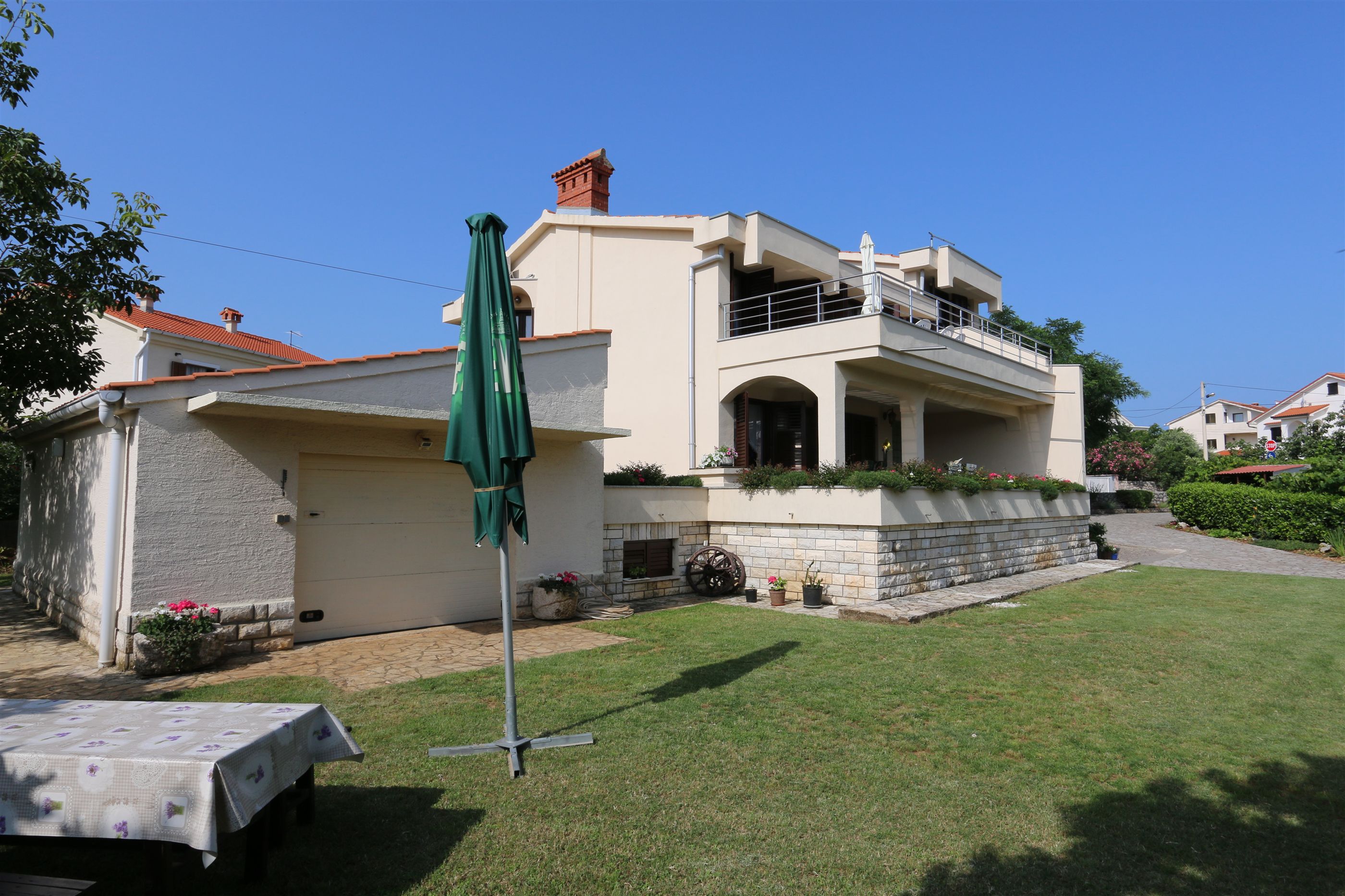 Apartments Drpić I. 10032-A1