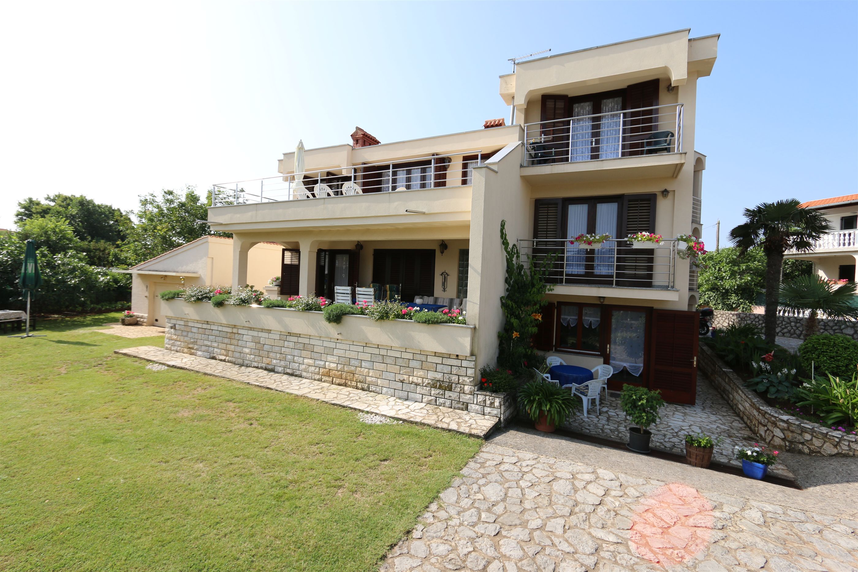 Apartments Drpić I. 10032-A1