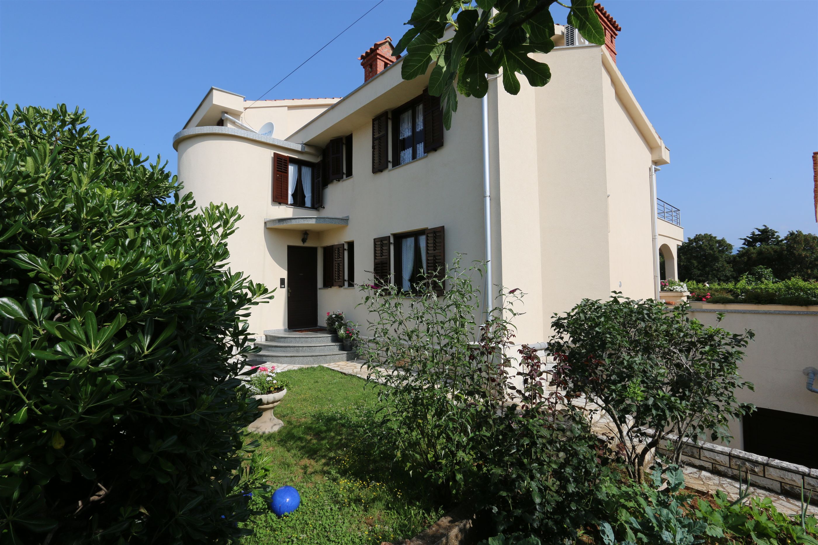 Apartments Drpić I. 10032-A1