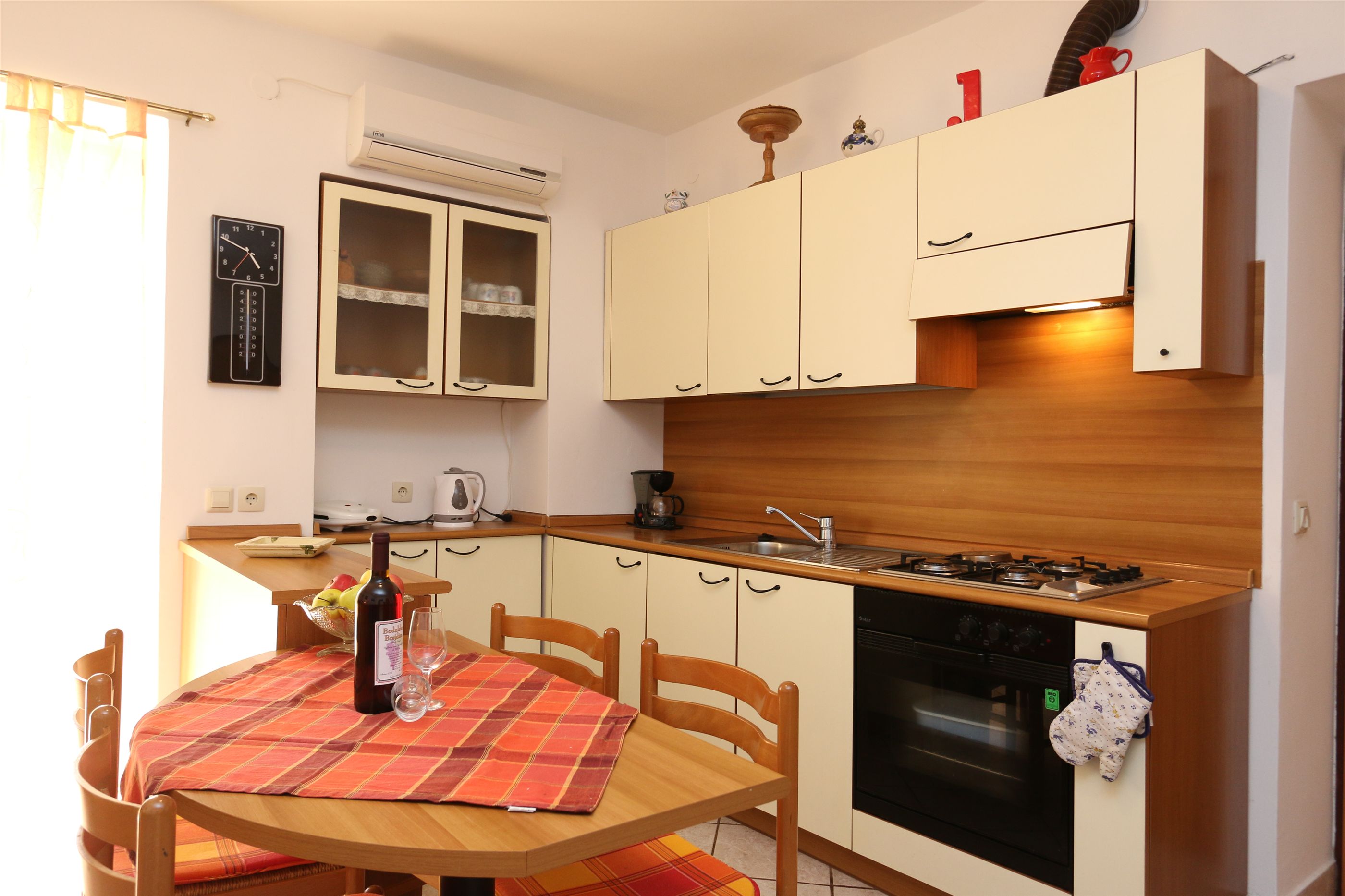 Apartment Volarić 10053-A1