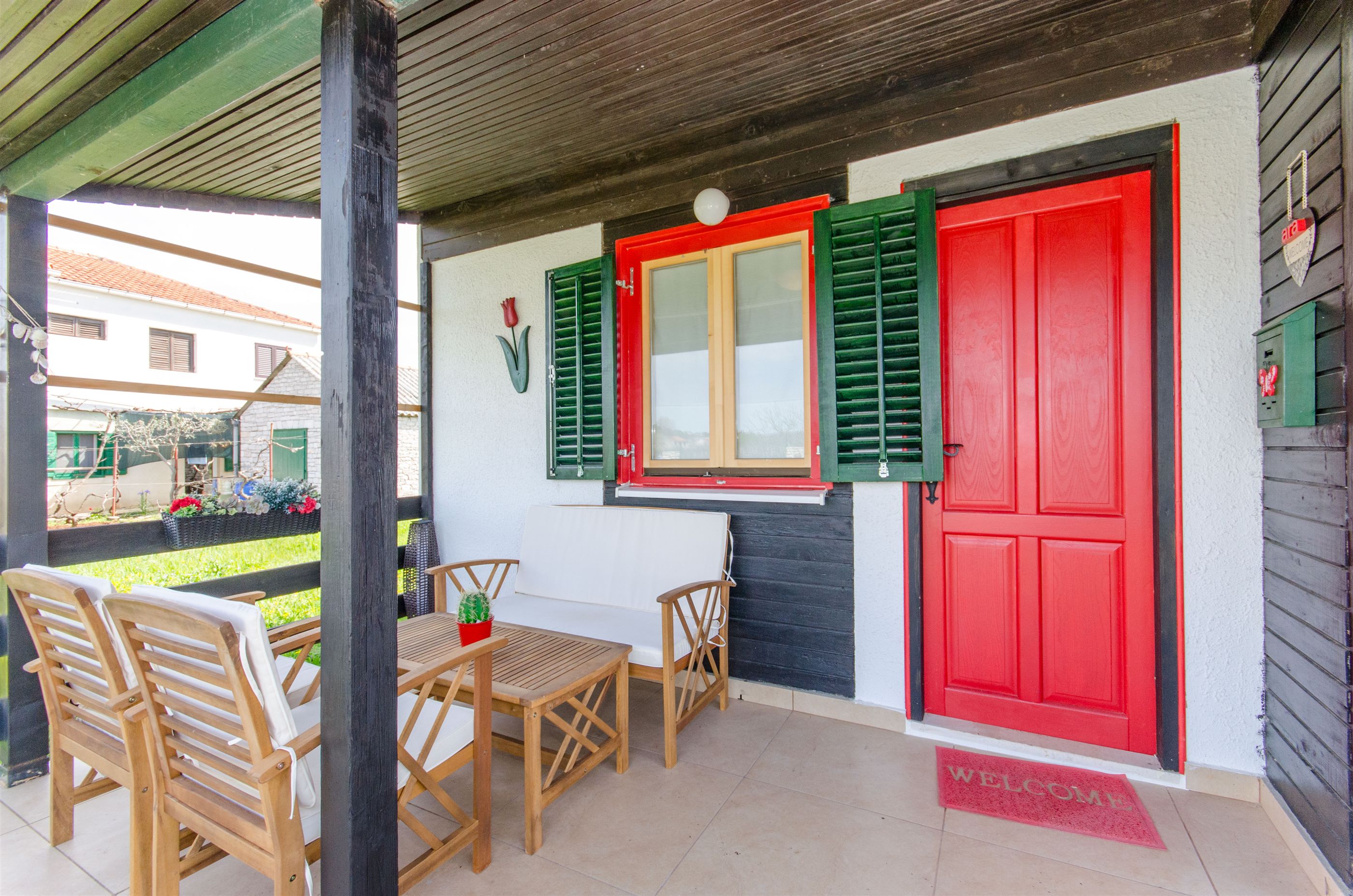 House Ara 47713-K1