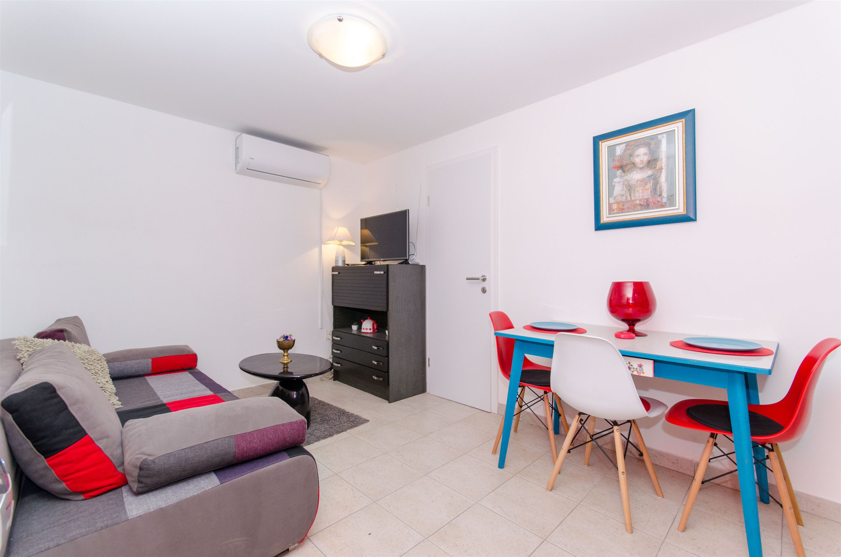 House Ara 47713-K1