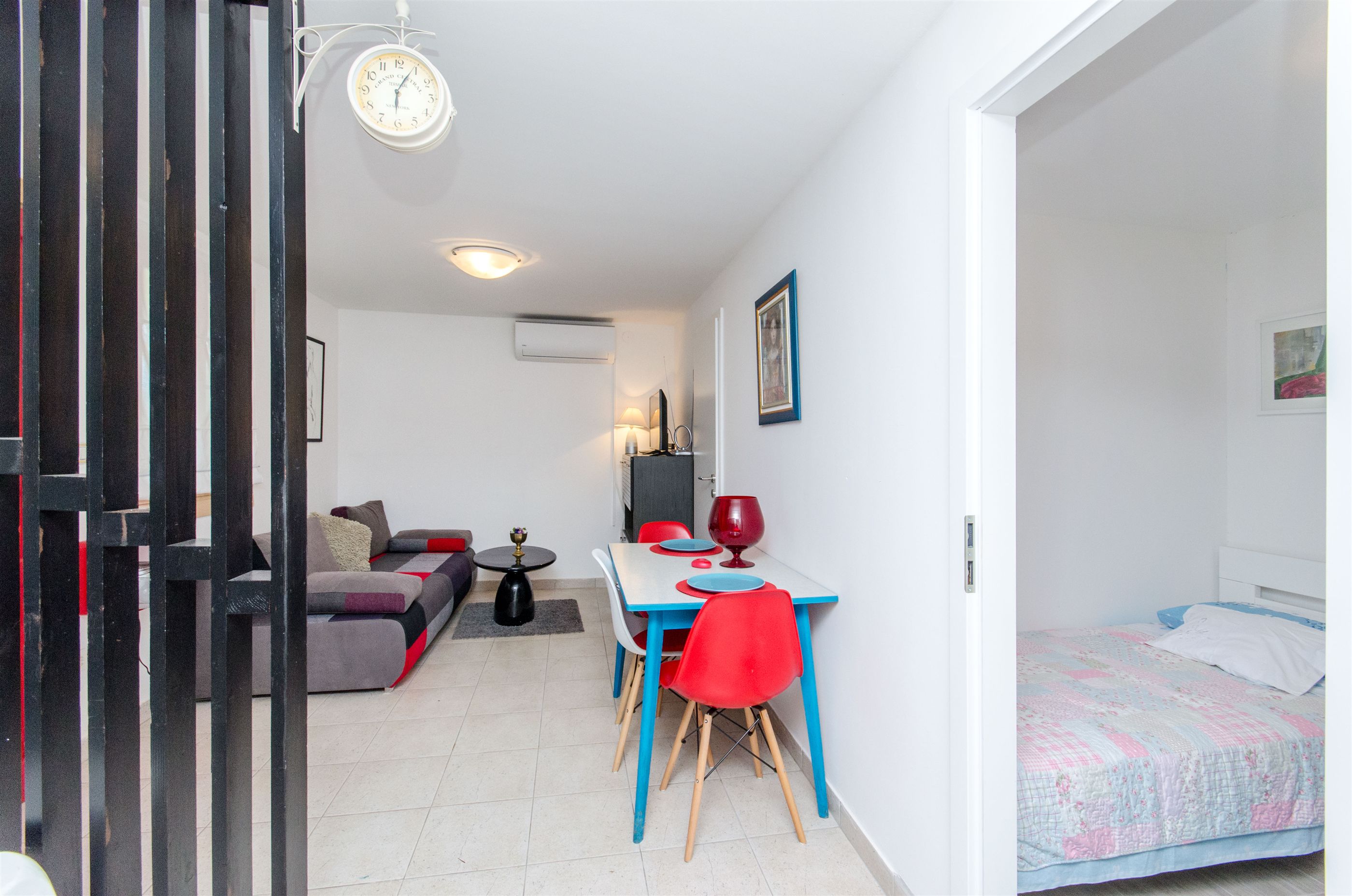 House Ara 47713-K1