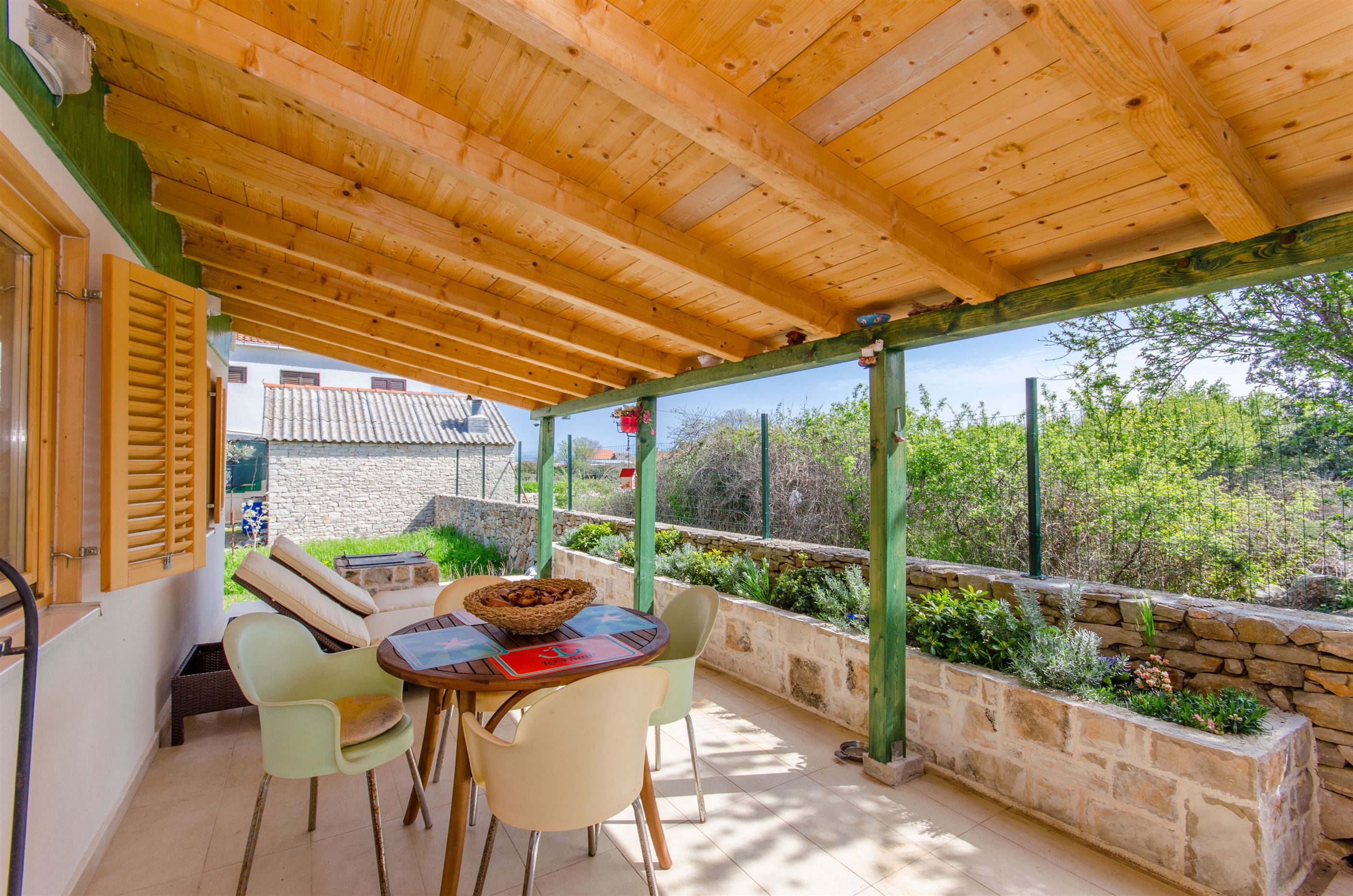 House Ara 47713-K1