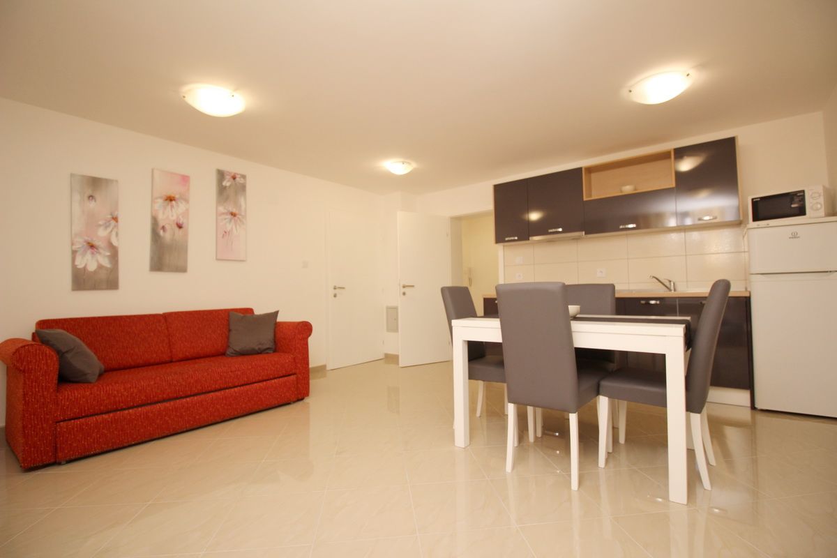 Apartments GORICA II 69022-A10