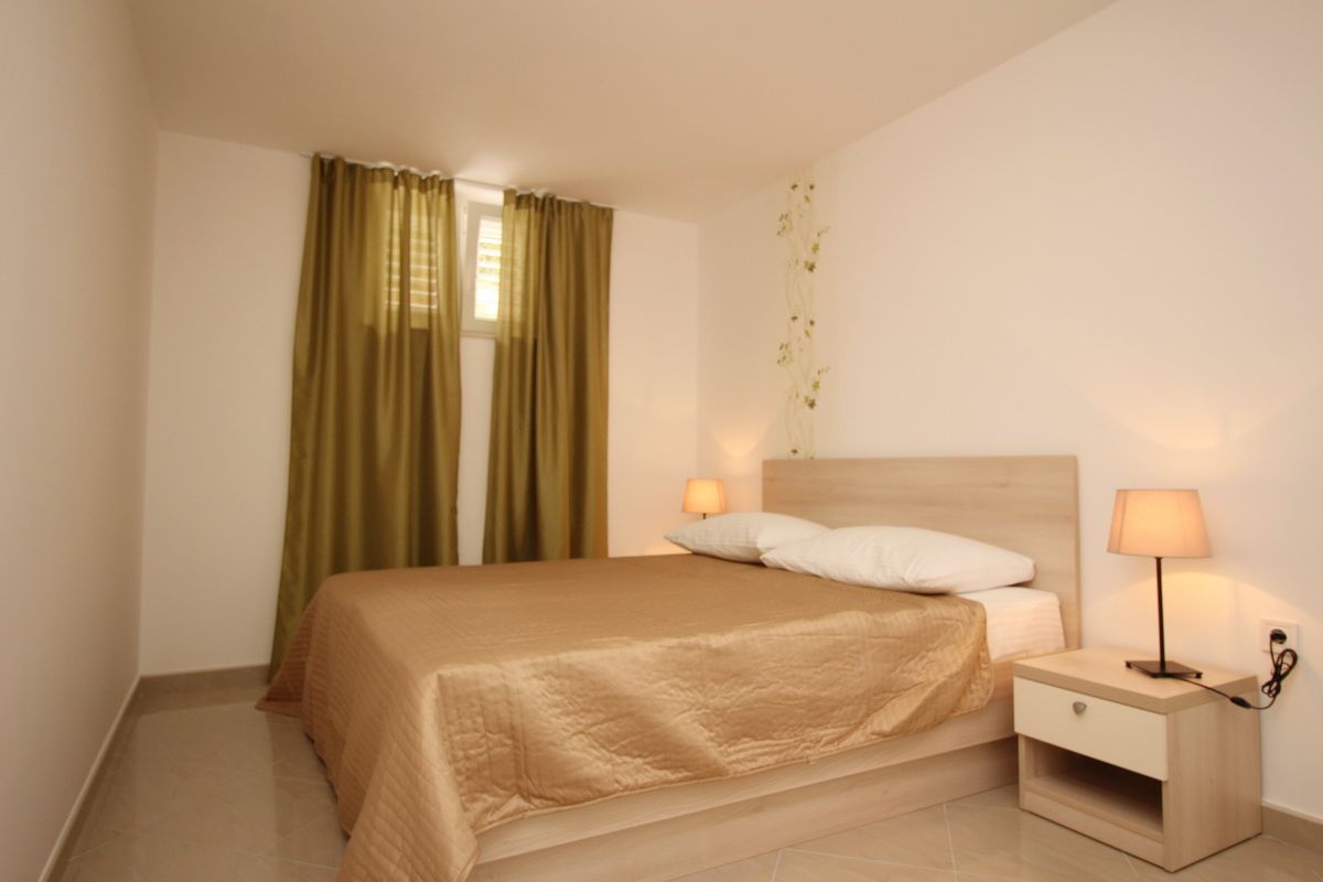 Apartments GORICA II 69022-A10