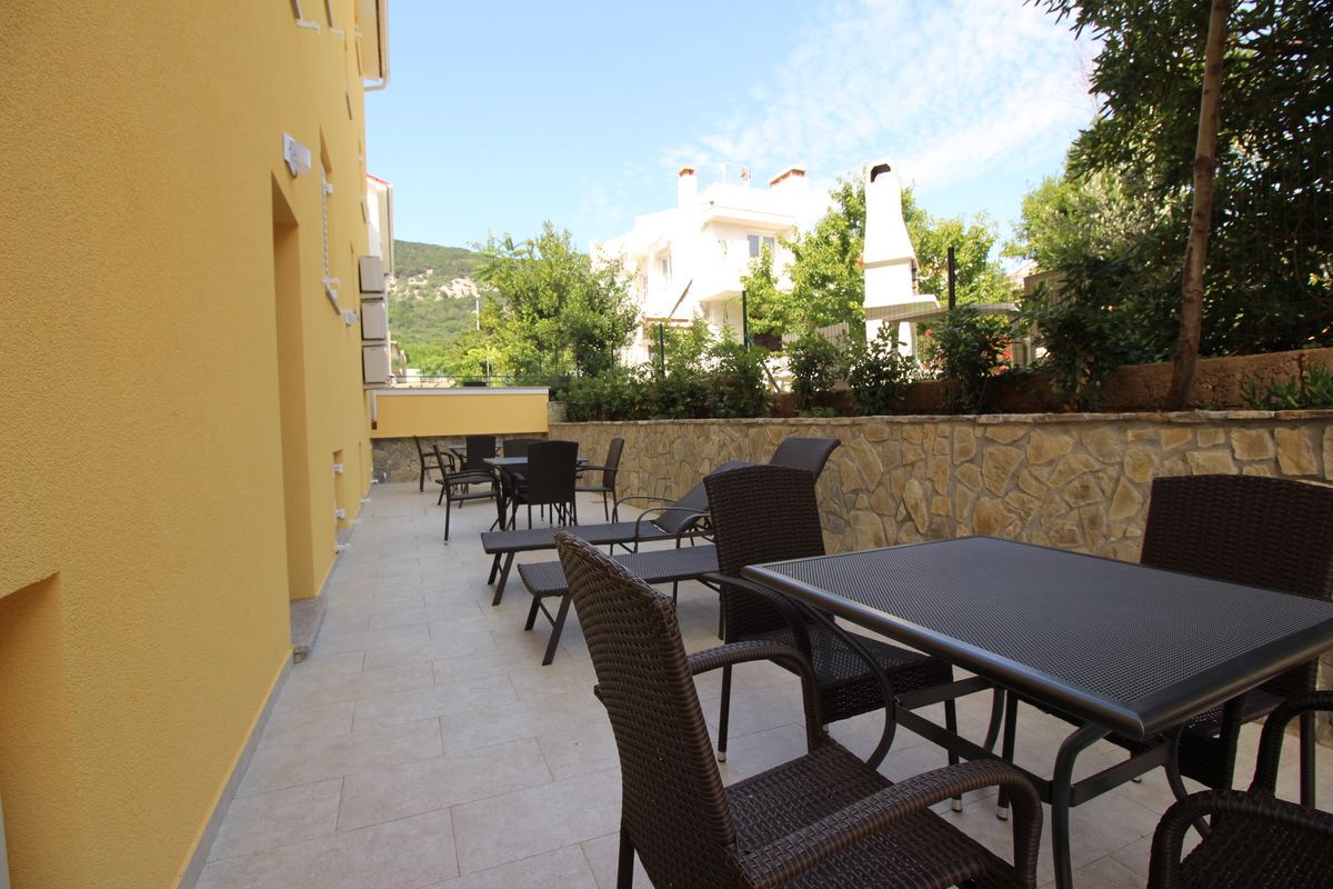 Apartments GORICA II 69022-A10