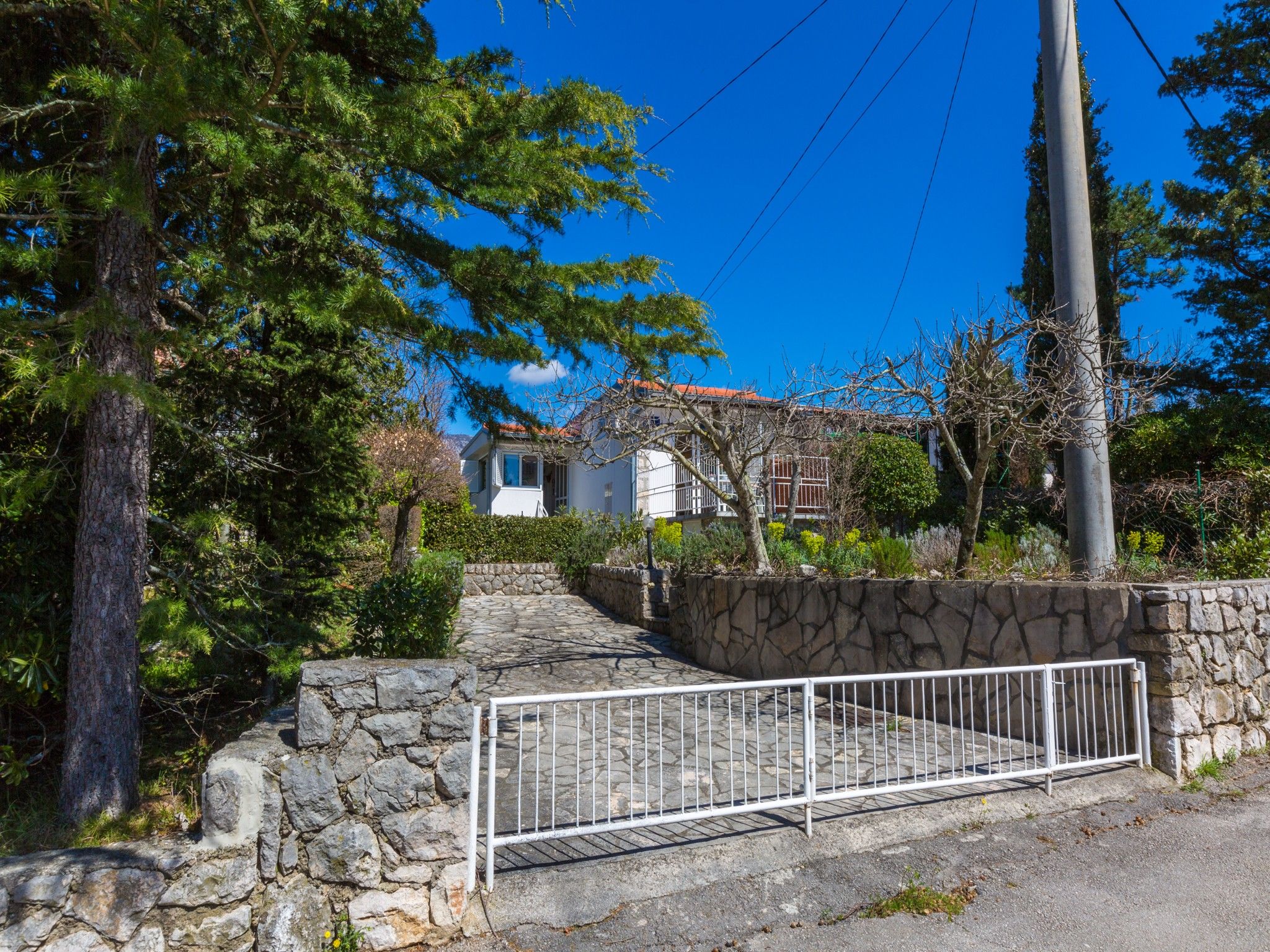 Photo of House Lipert