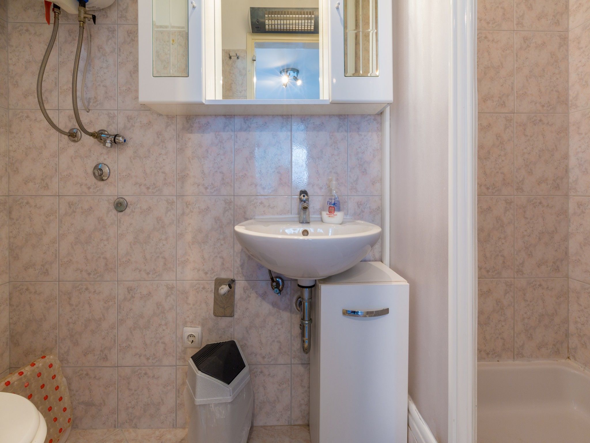 House Lipert 62454-A1