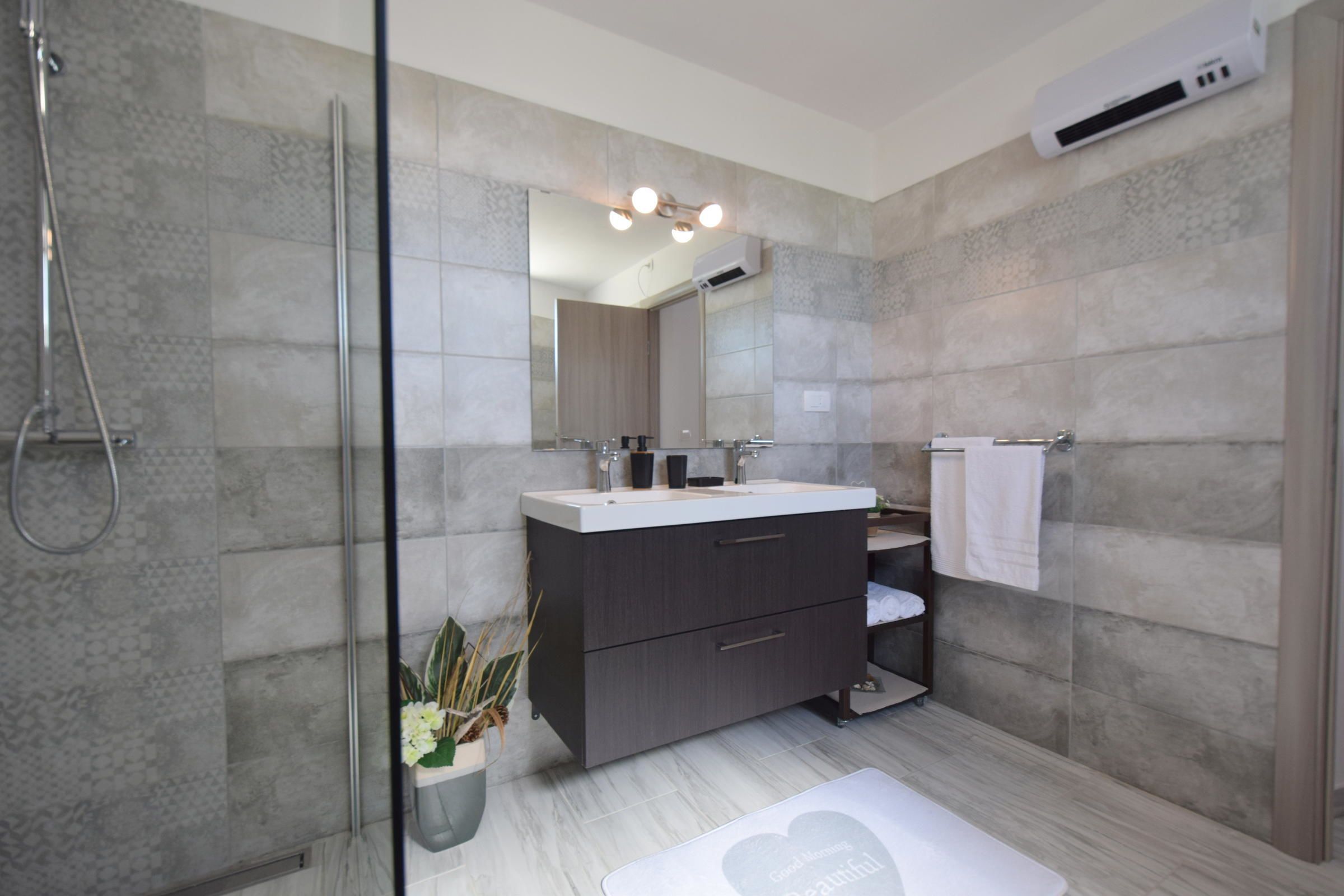 House Villa Sunrise 62159-A1