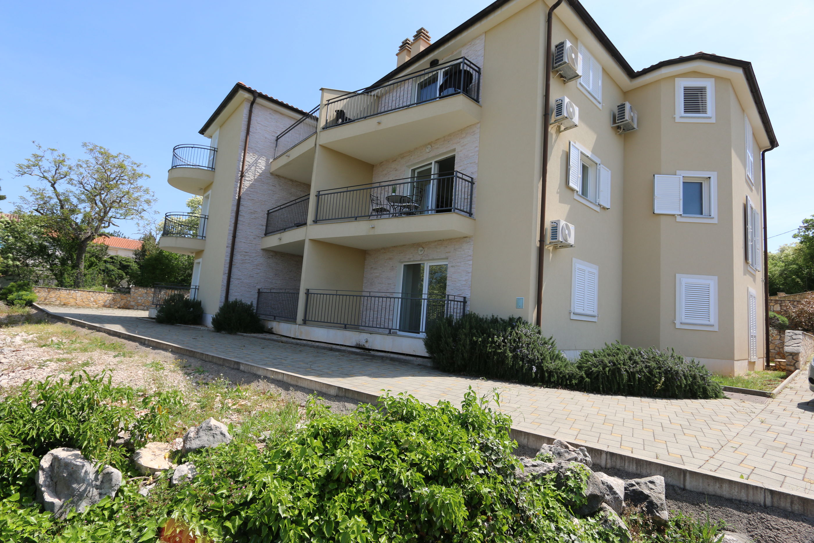 Apartment Soline Cove 49851-A1