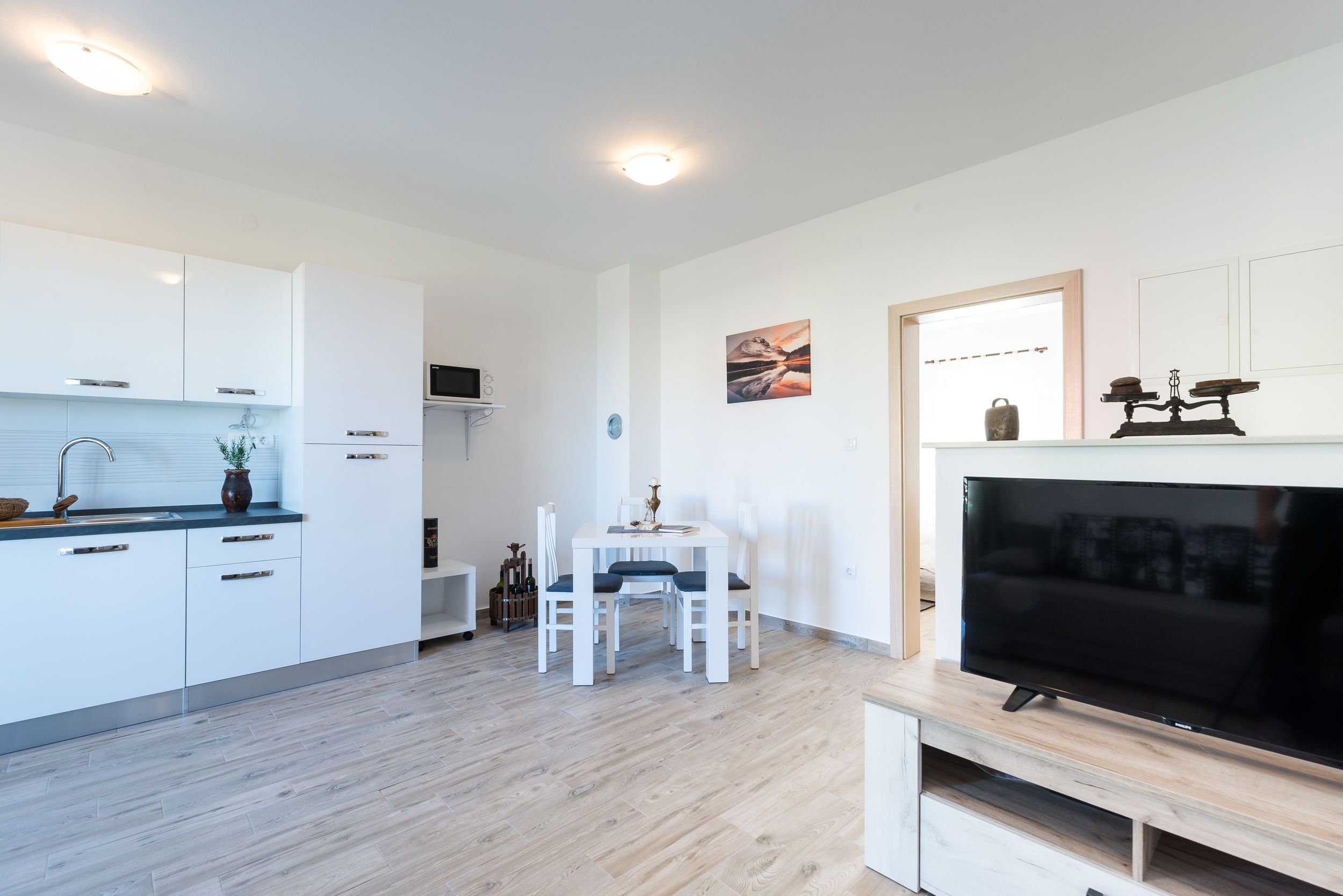 Apartments Ujakovic 44962-A1