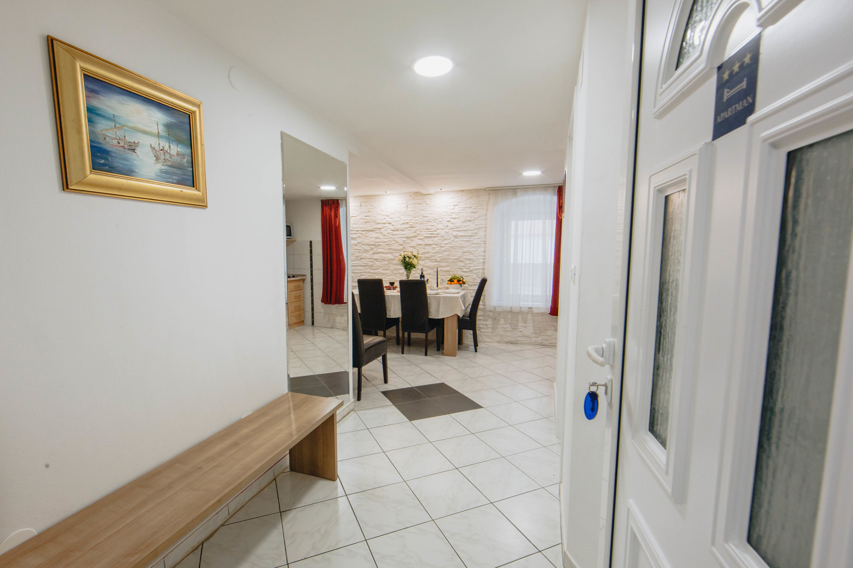 Apartment and Room Old town 38171-A1
