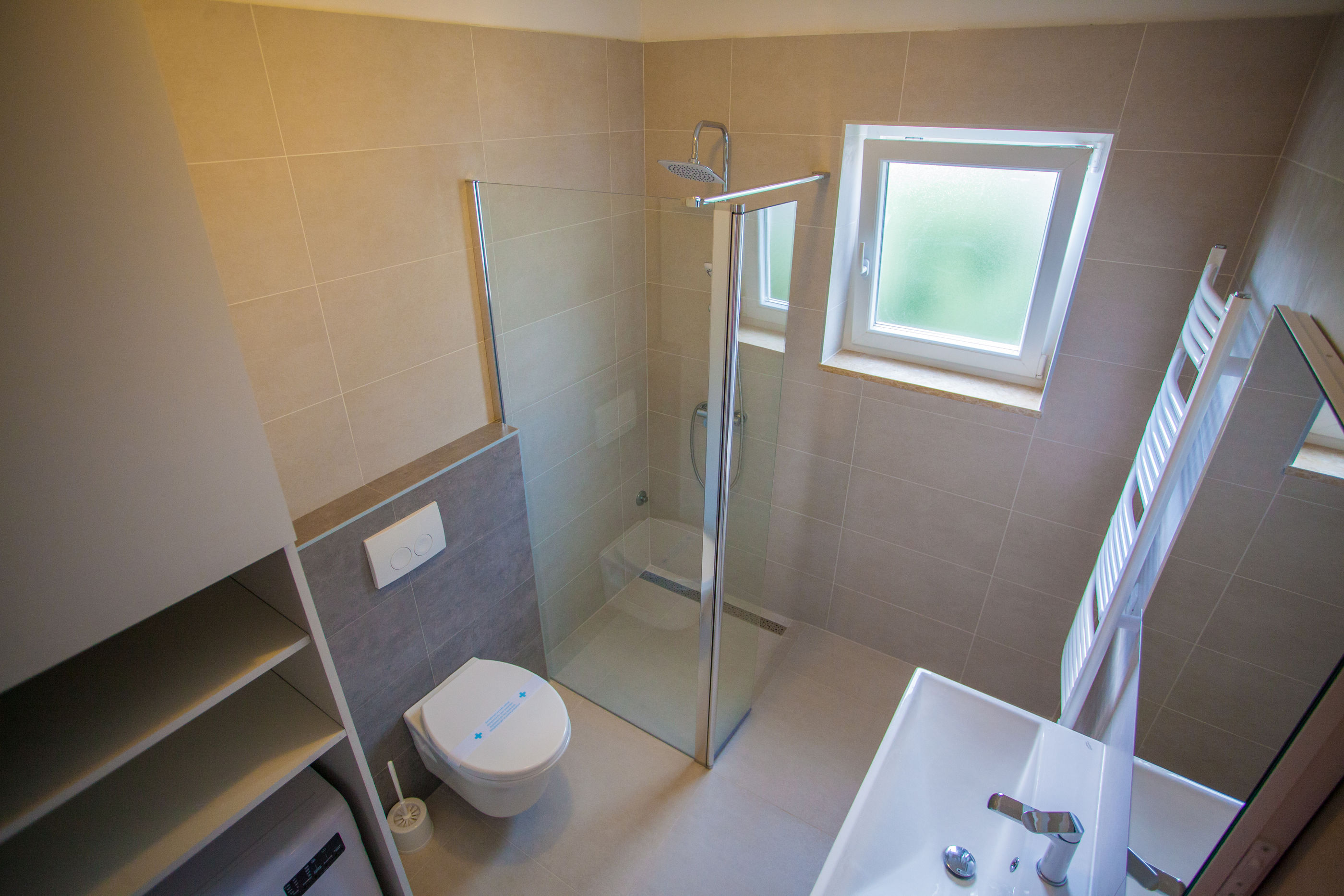 Apartments Gorast 12681-A1