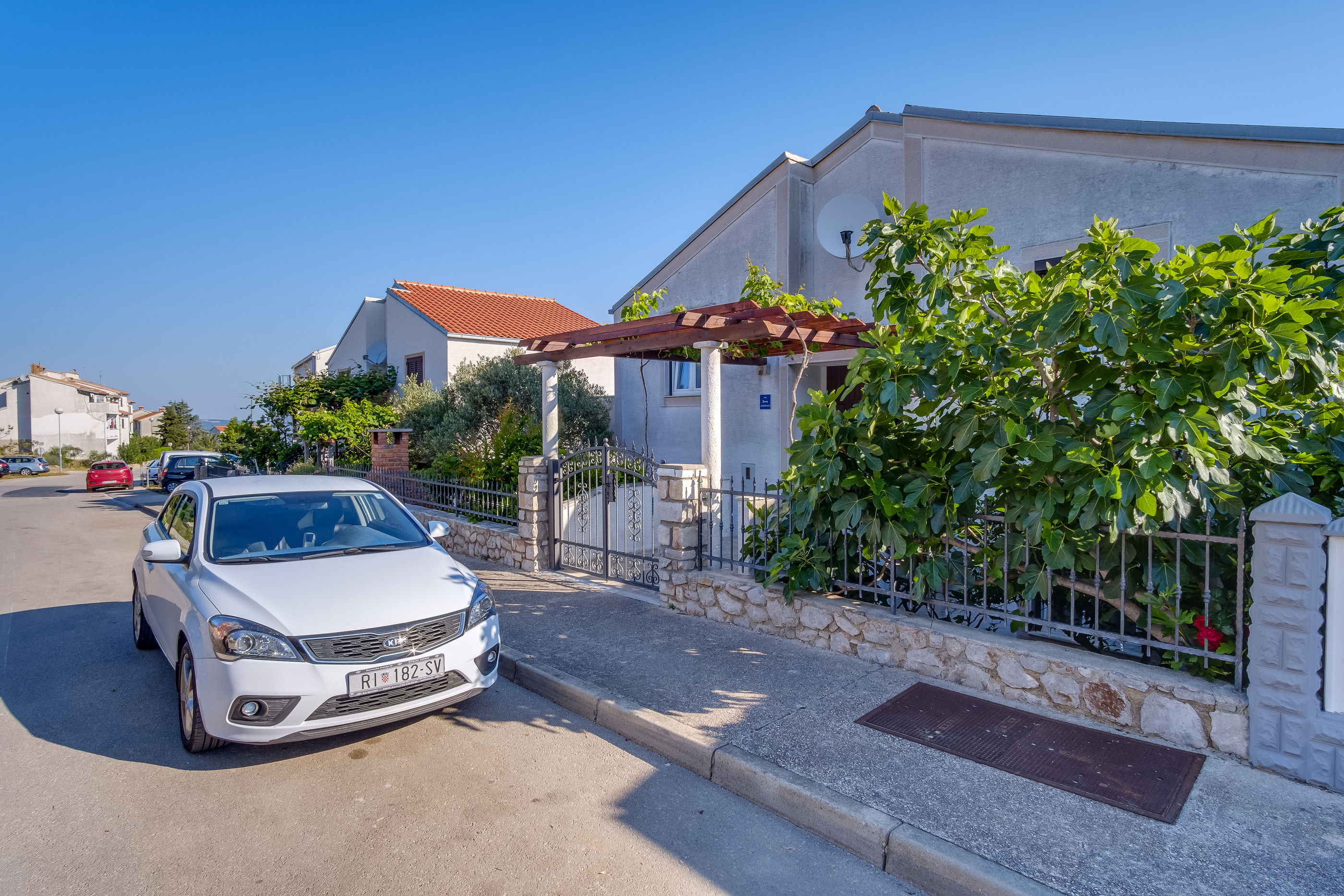 Apartment BORKA 64422-A1
