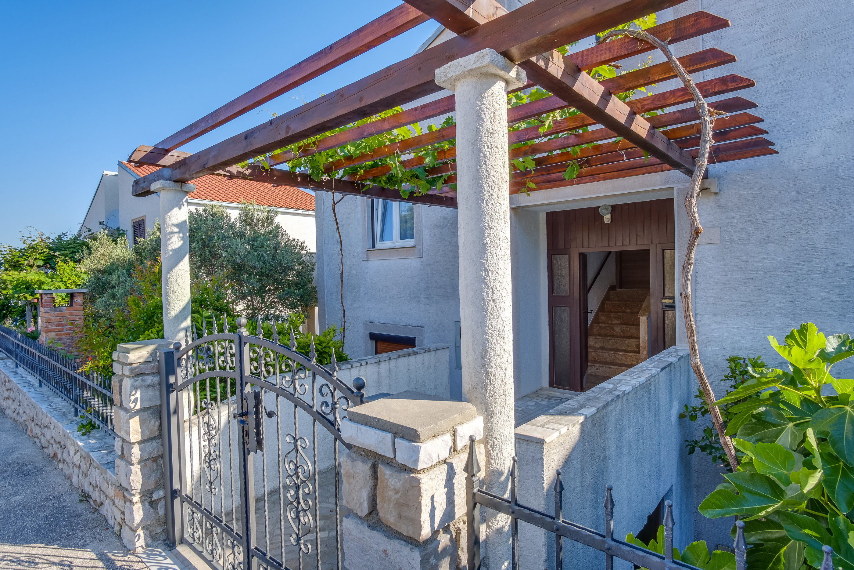 Apartment BORKA 64422-A1