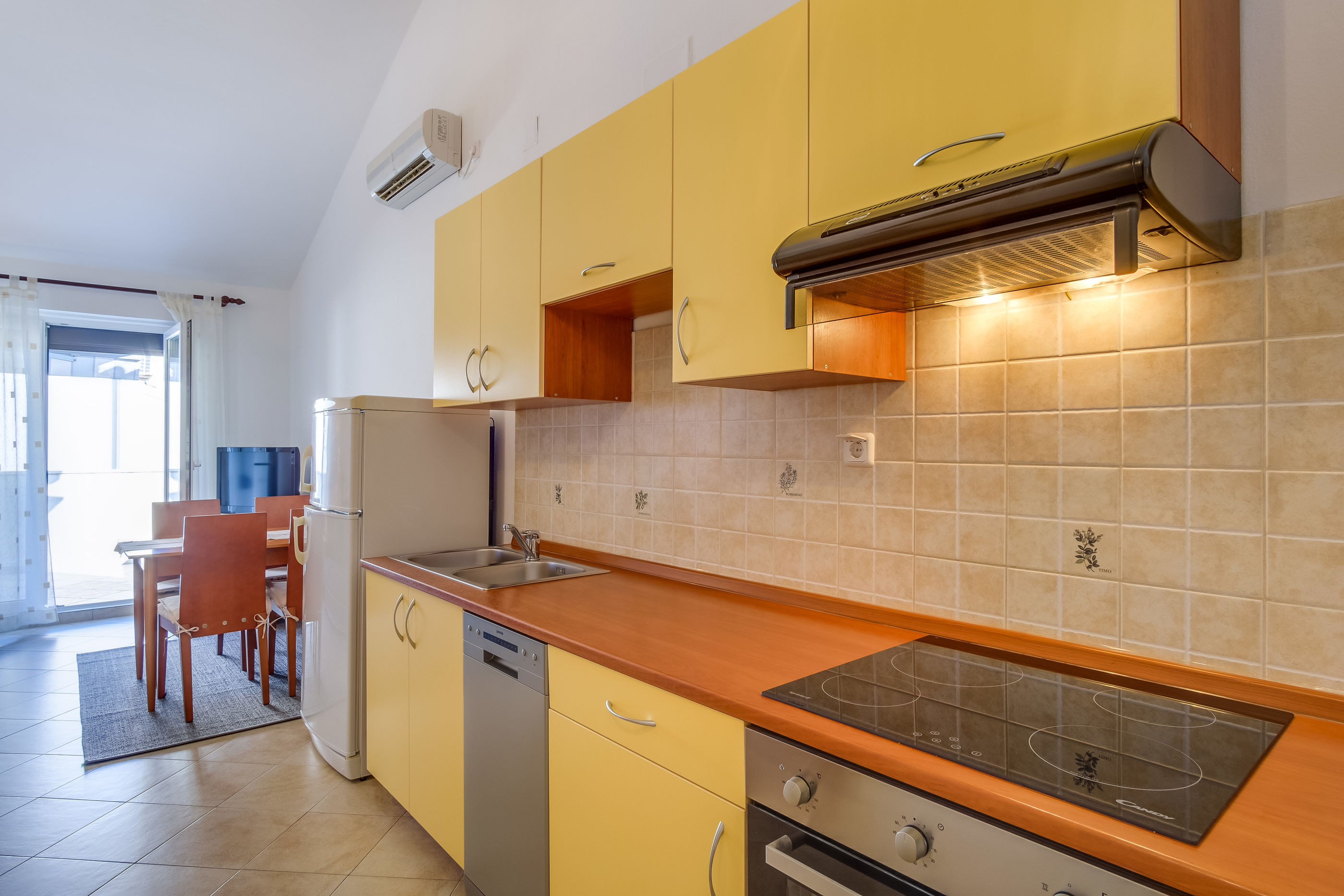 Apartment BORKA 64422-A1