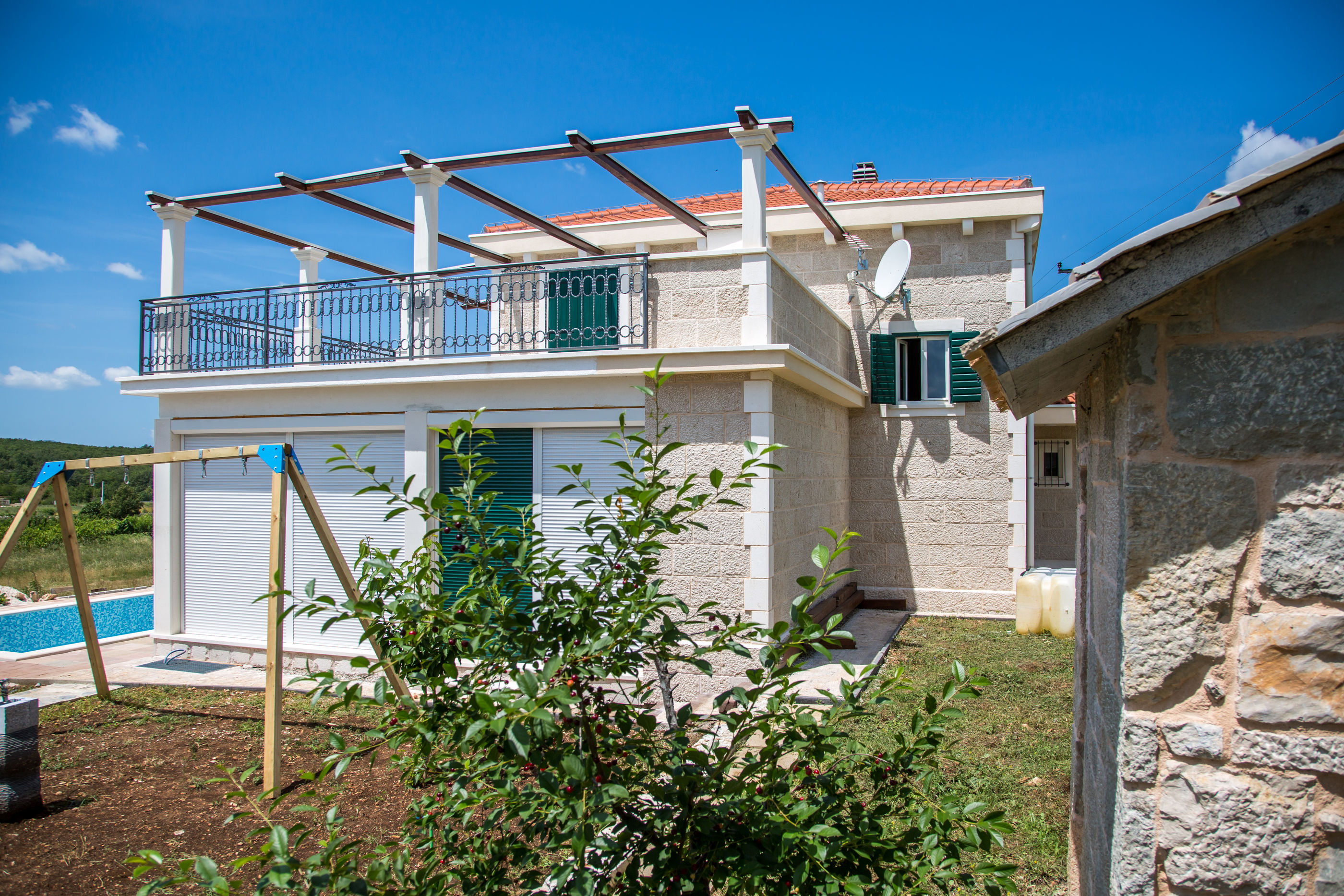 House Bosnić 51871-K1
