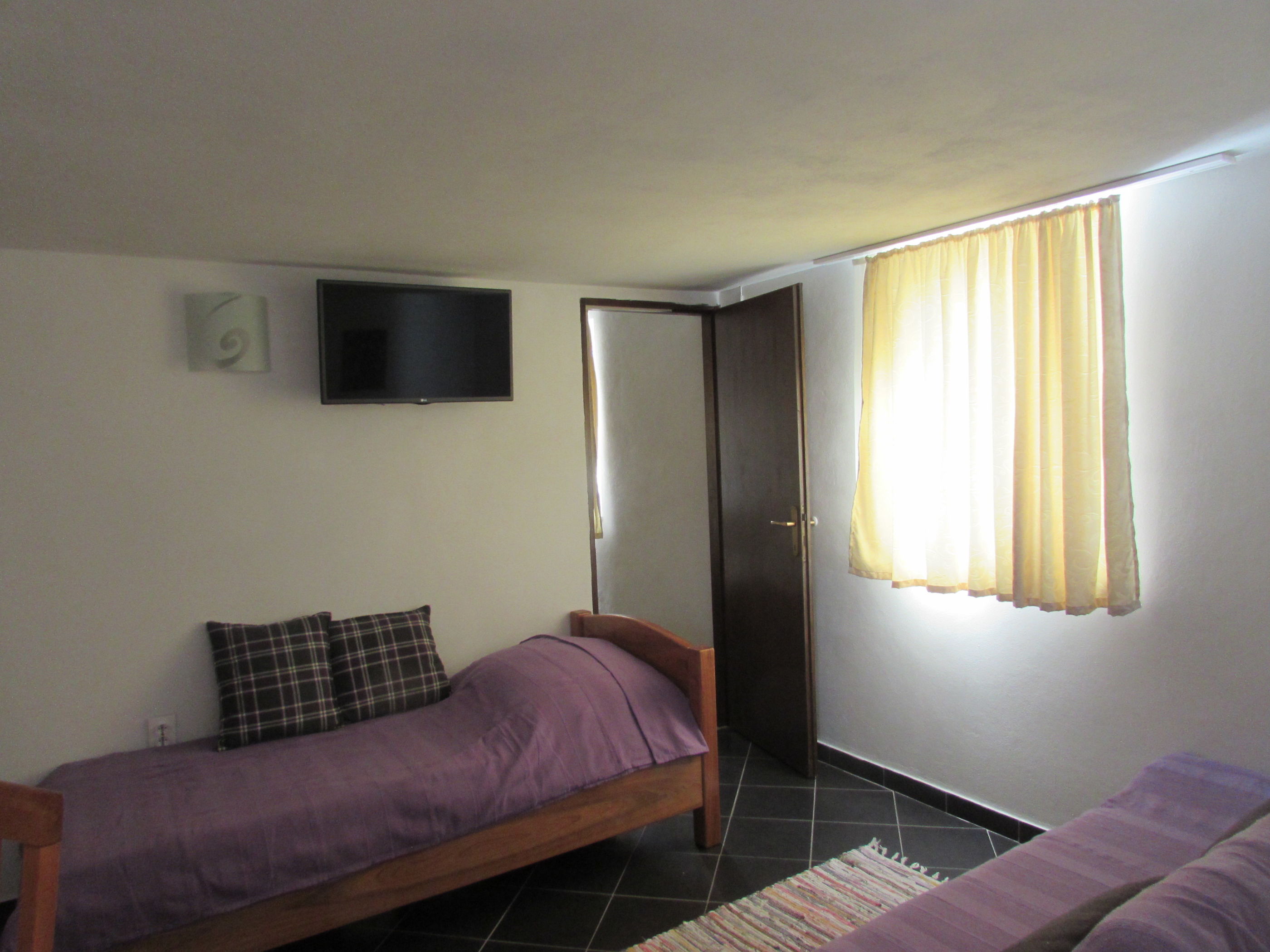 Apartments Kardaš 21751-A4