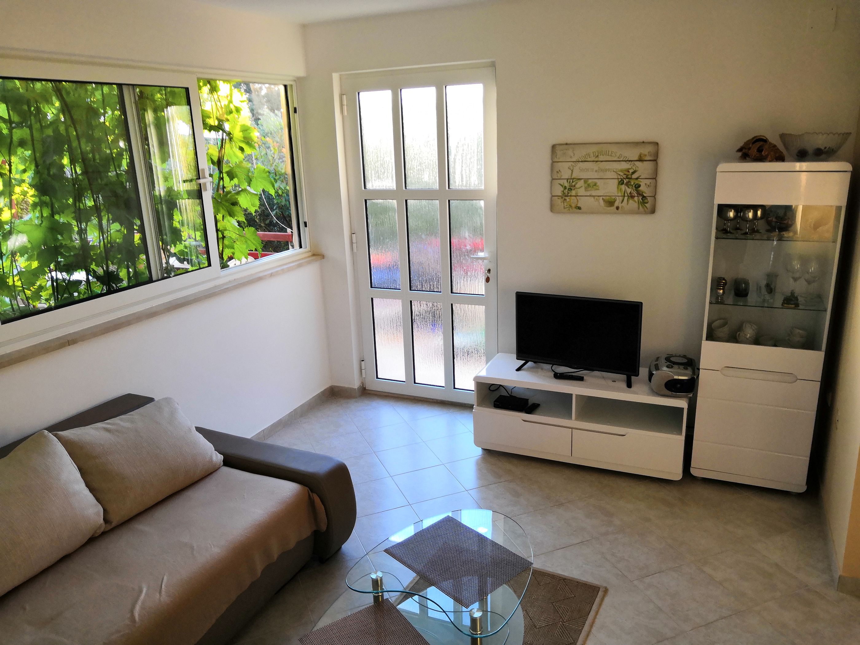 Apartments Mira 43461-A3