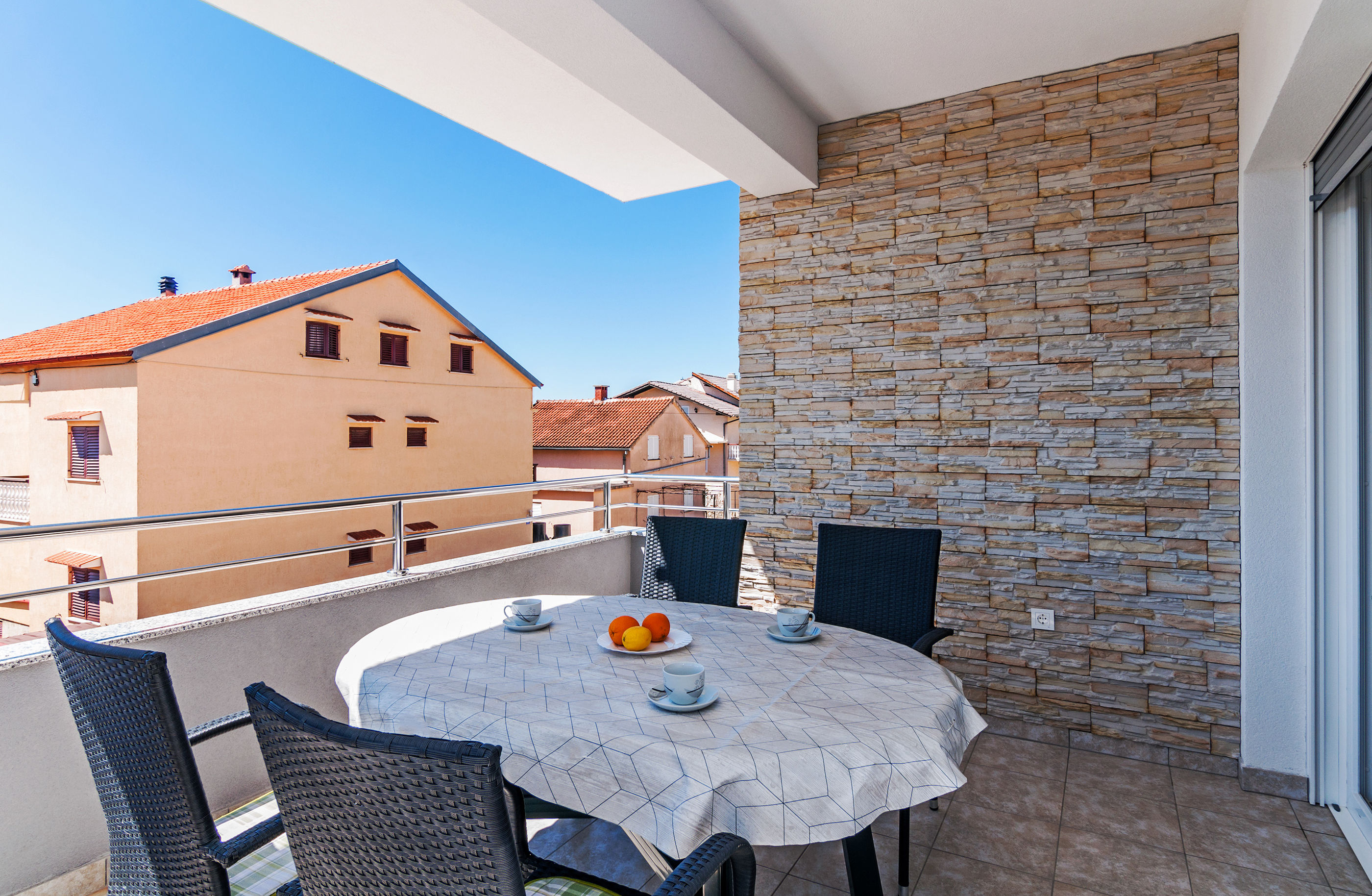 Apartments Andela 18951-A2