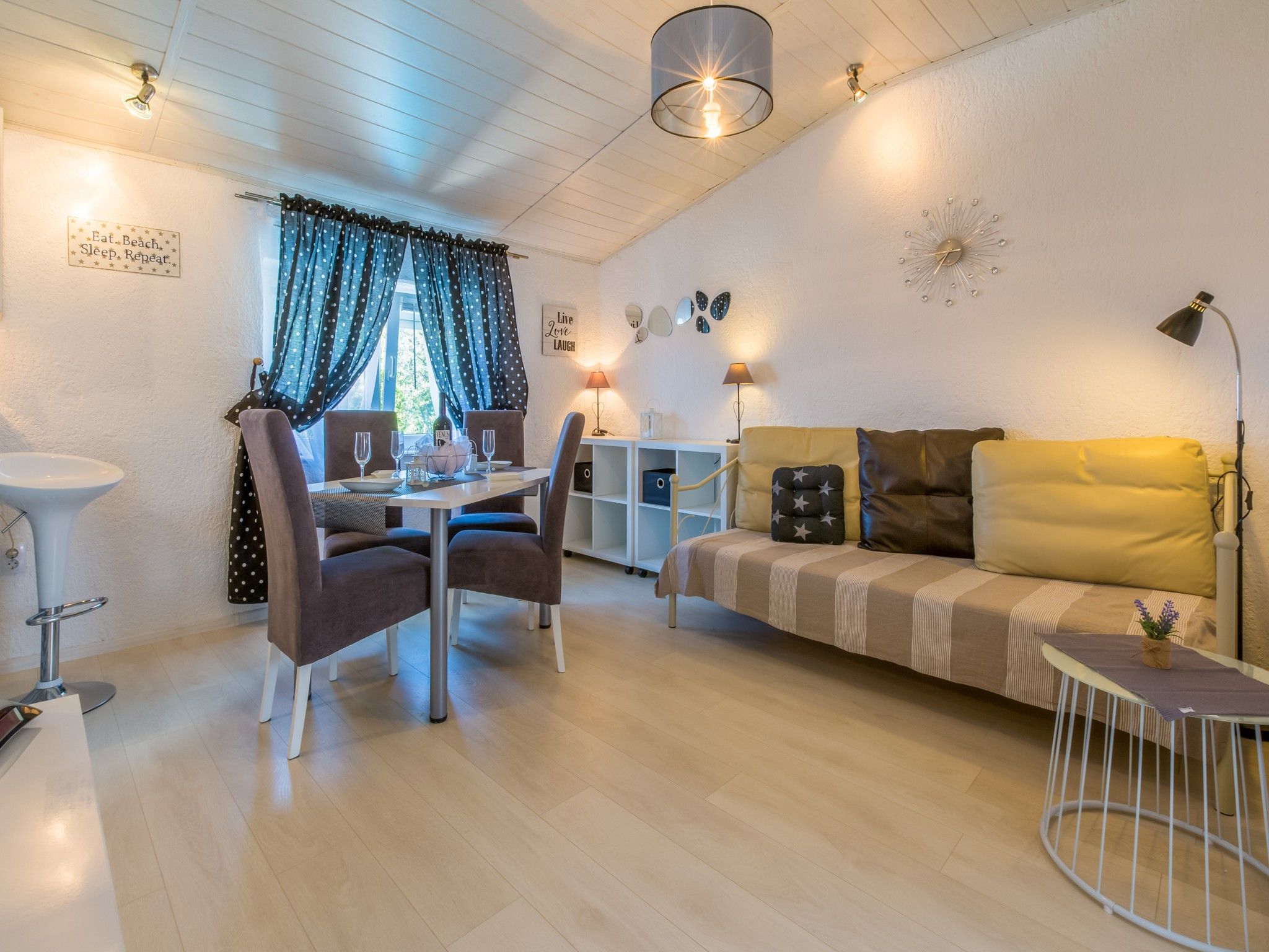 Apartments Susanne 62834-A2