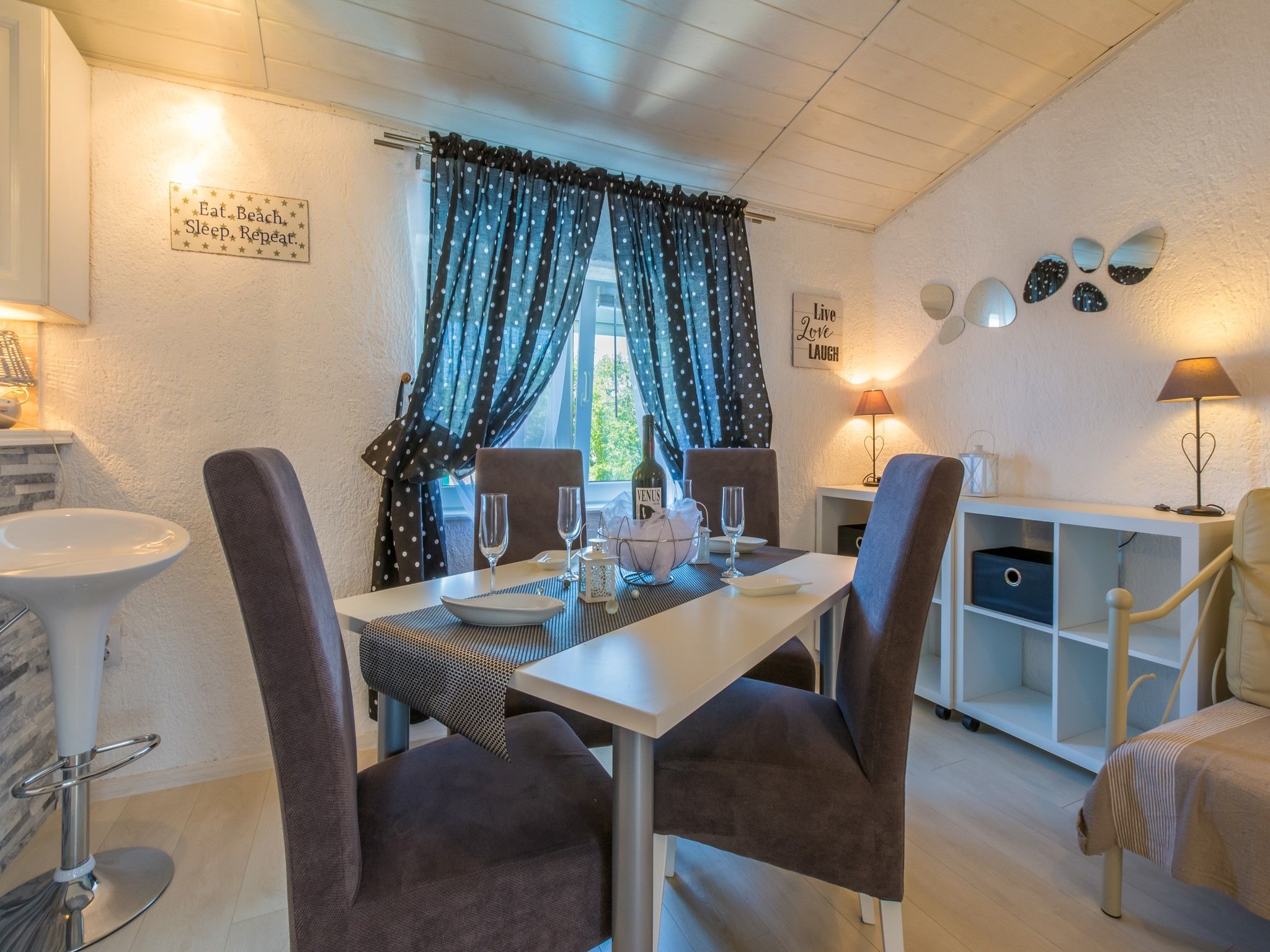 Apartments Susanne 62834-A2