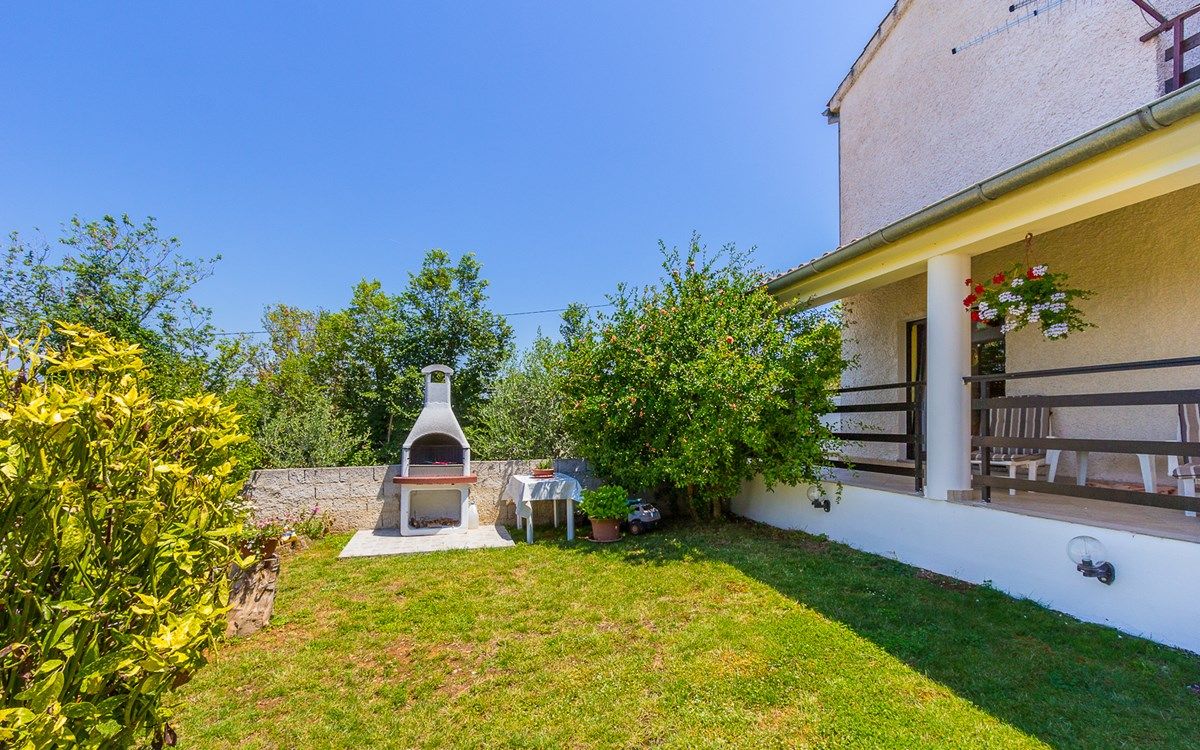 Casa Eli 16013-A1