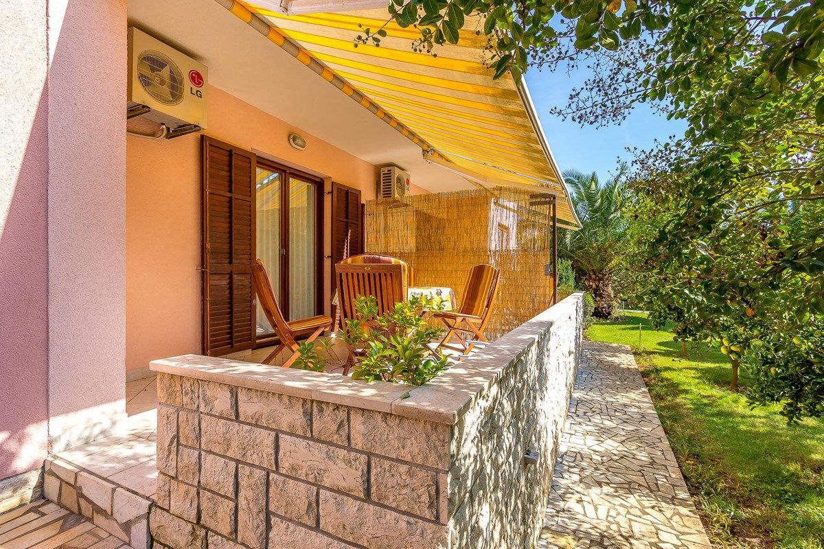 Garden house 16042-A2