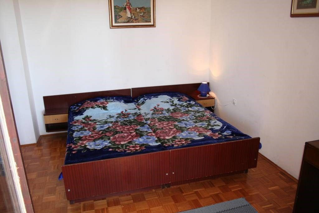 Apartments Pelister 16041-A1