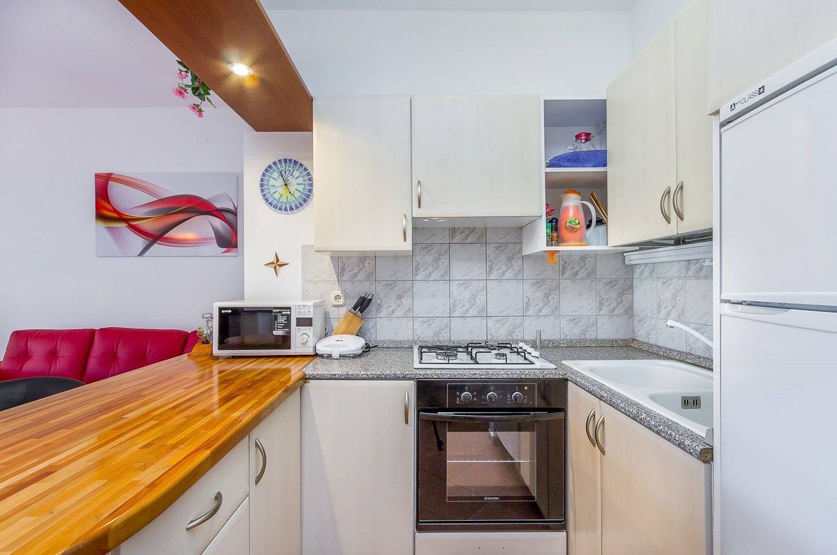 Apartments Brajdine 16811-A5