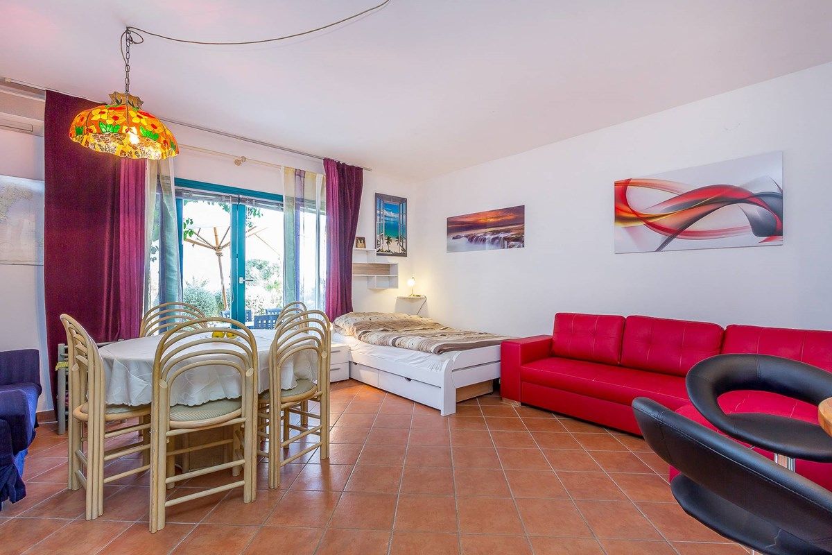 Apartments Brajdine 16811-A5