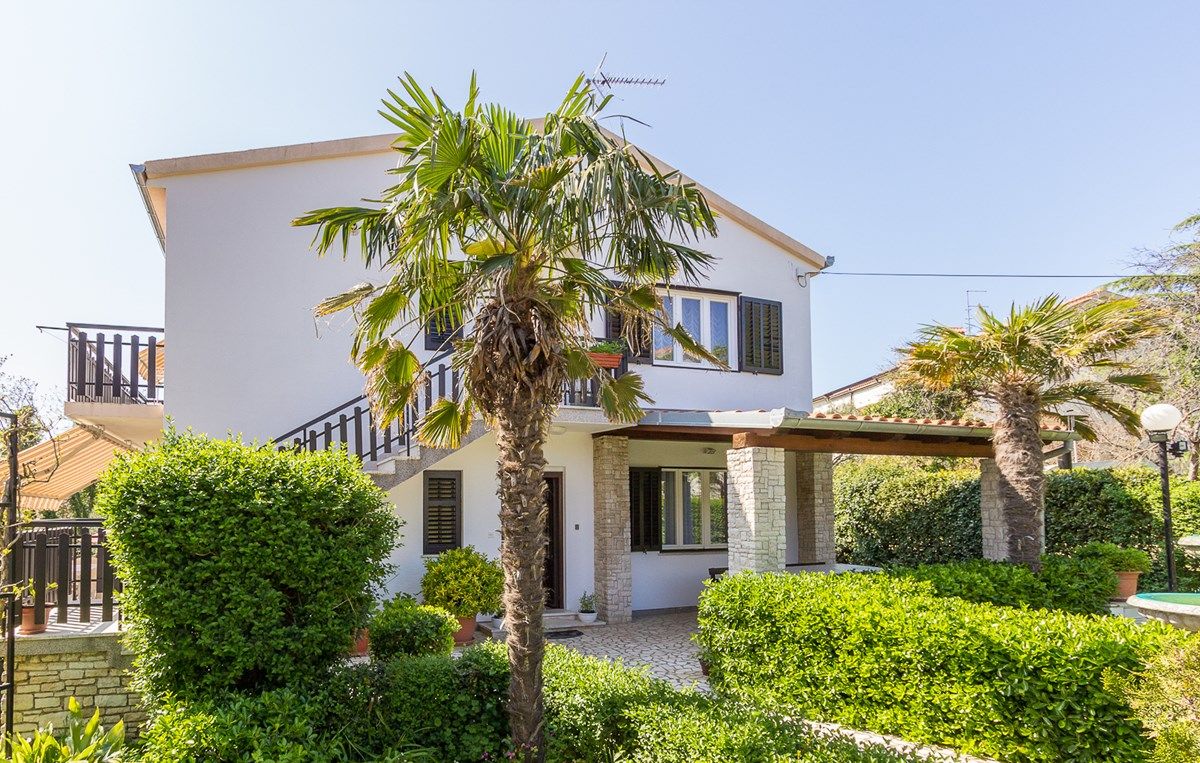 Casa Fiorina 16058-A1
