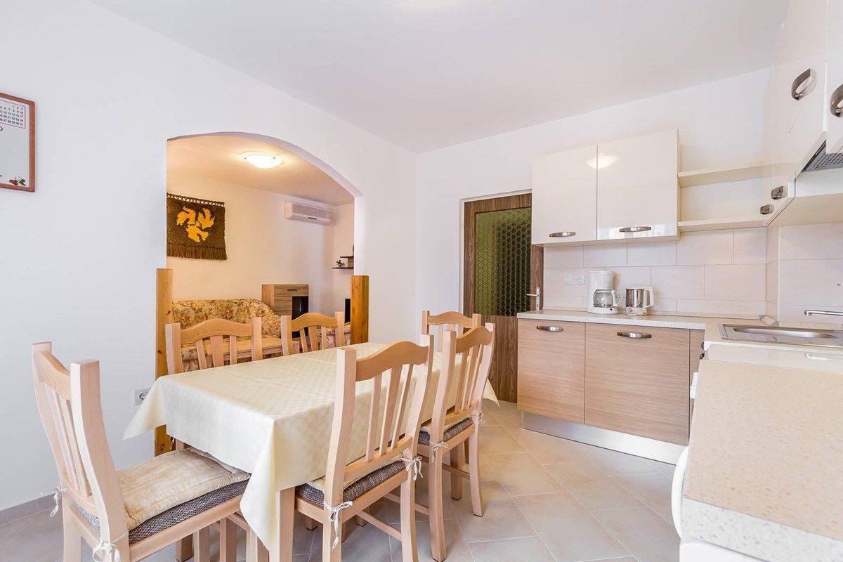 Casa Fiorina 16058-A1