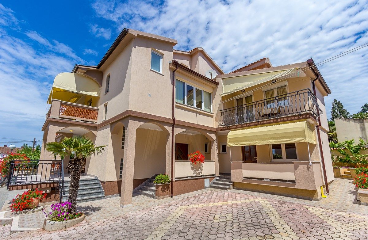 Casa Nevija 16066-A5