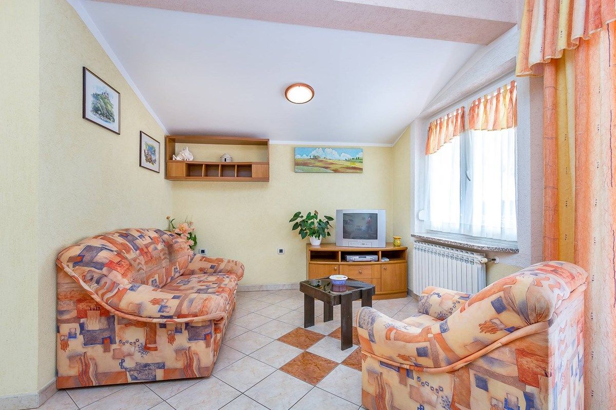Casa Nevija 16066-A1
