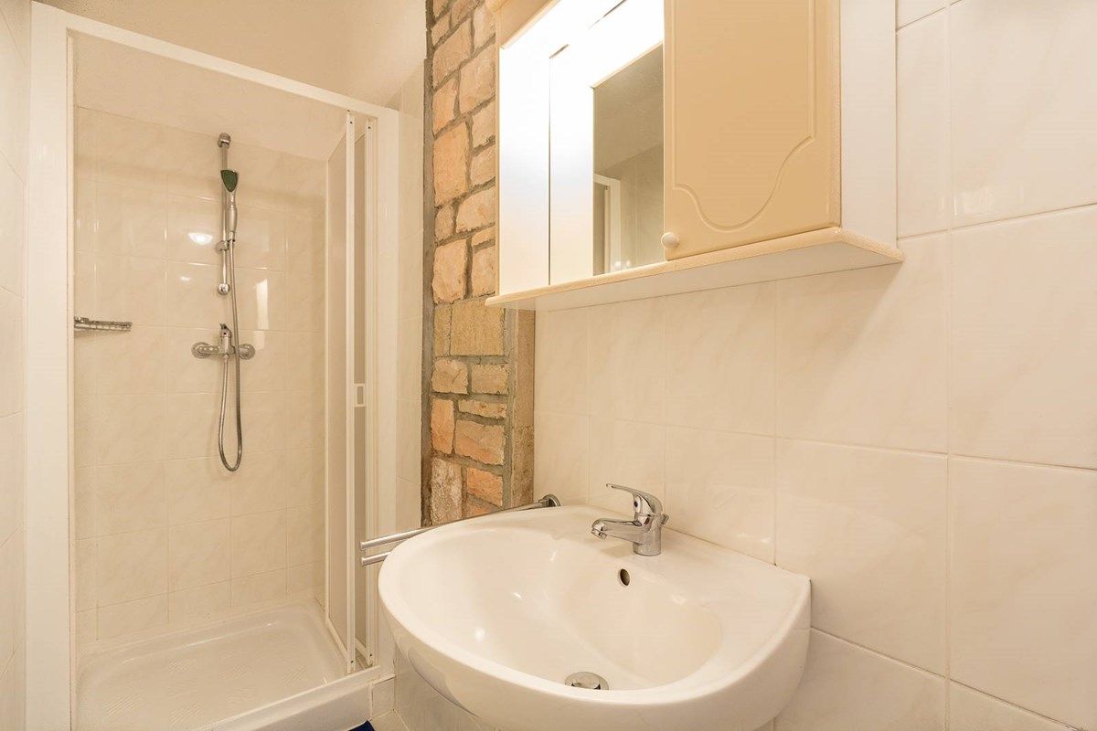 Apartment House Vjera 76011-A2