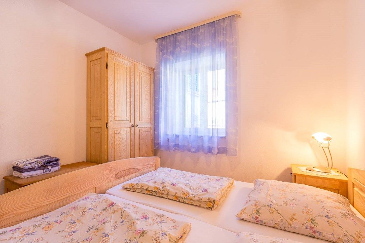 Apartment House Vjera 76011-A2