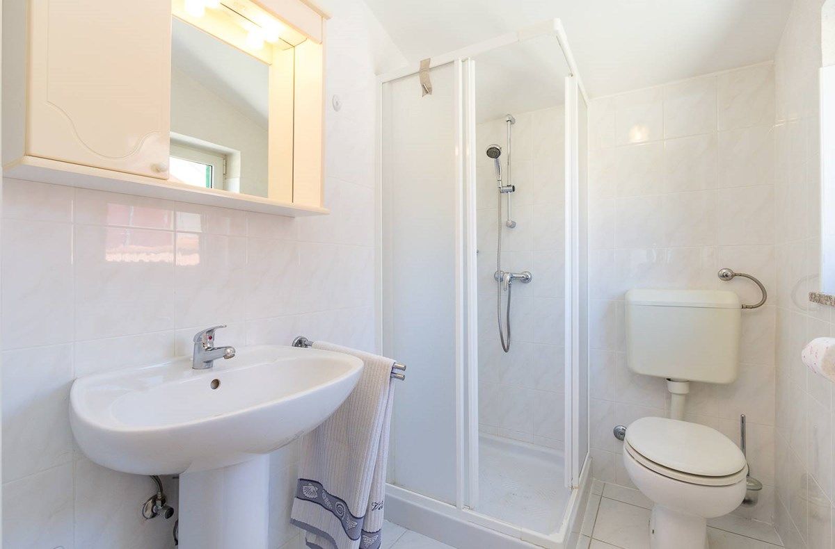 Apartment House Vjera 76011-A3