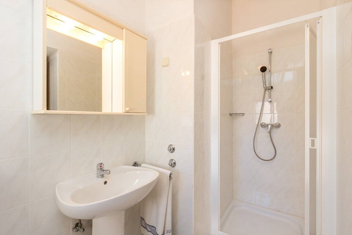 Apartment House Vjera 76011-A5