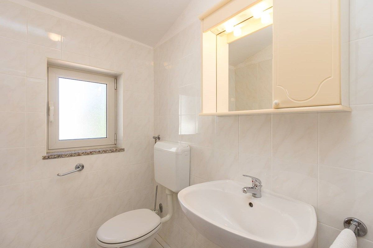 Apartment House Vjera 76011-A5