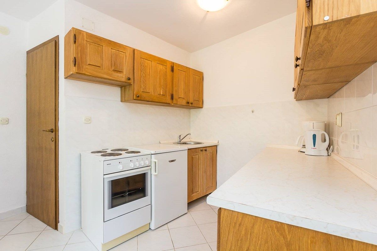 Apartment House Vjera 76011-A6