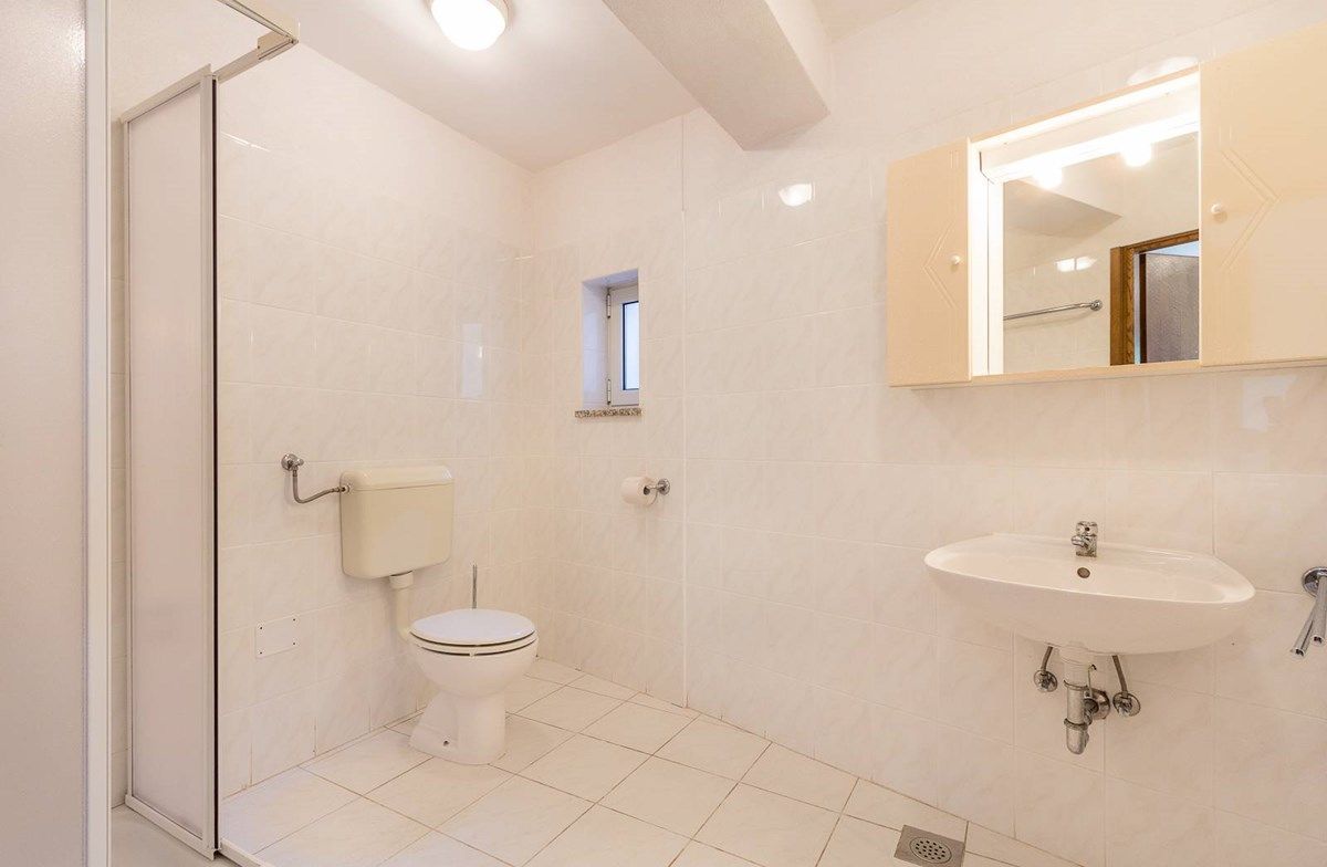 Apartment House Vjera 76011-A6