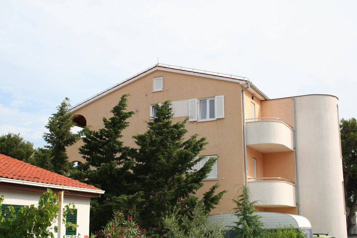 Apartment Mirna 74281-A1