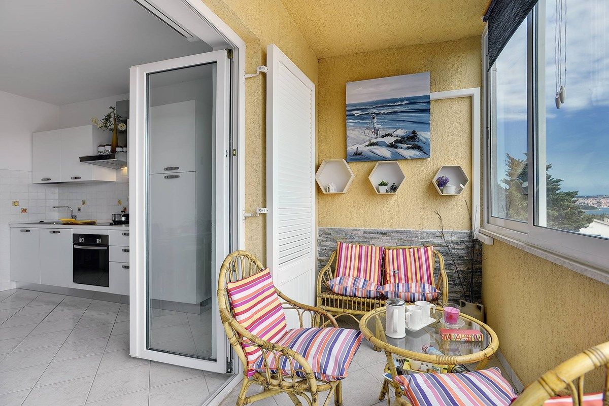 Apartment Mirna 74281-A1