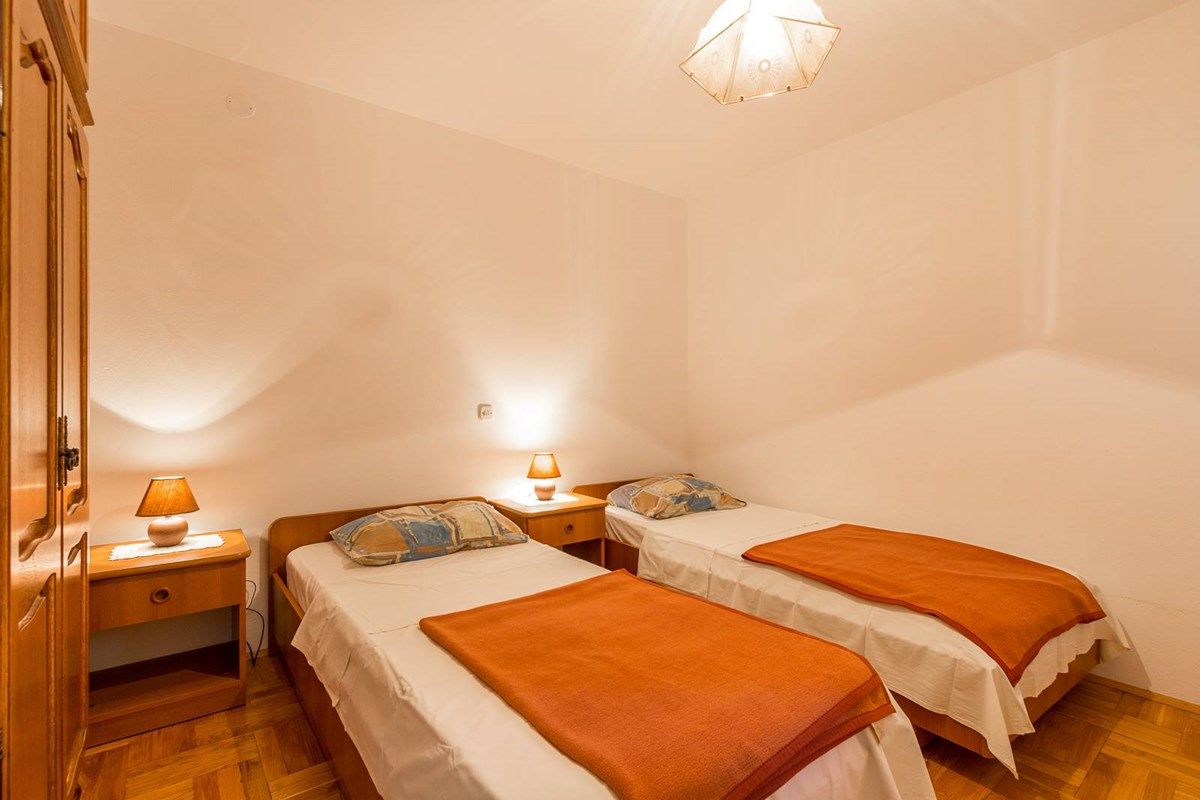 Casa Laura 16097-A2