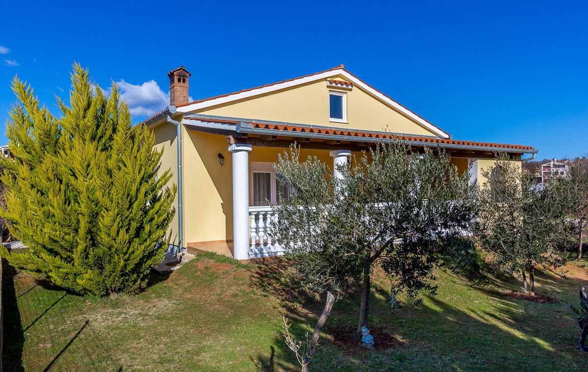 Casa Vesna 16135-K1
