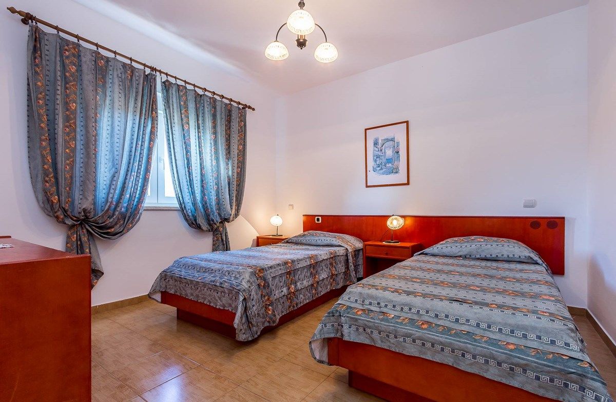 Casa Vesna 16135-K1